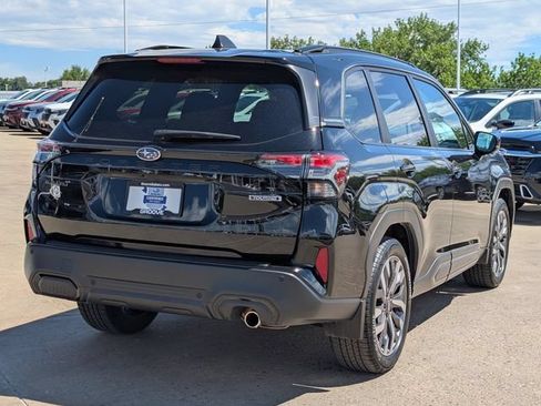 Used 2026 Subaru Forester Touring AWD/4WD image 3