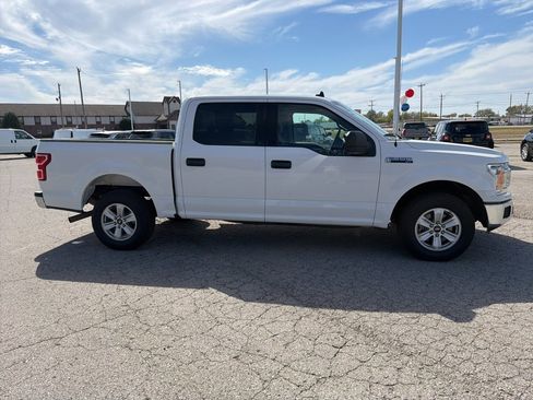 Used 2020 Ford F150 XLT image 4