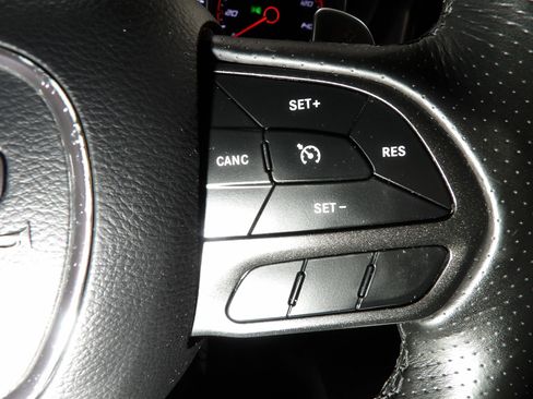 Used 2022 Dodge Charger R/T w/ Plus Group image 22