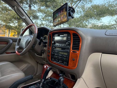 Used 2000 Lexus LX 470 4WD image 23