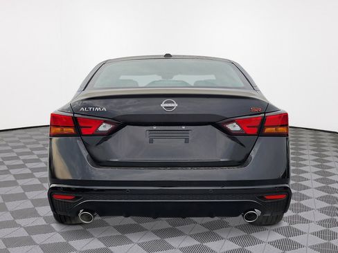 New 2025 Nissan Altima 2.5 SR image 4