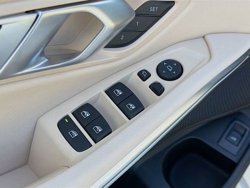 Used 2021 BMW 330i Sedan w/ Premium Package image 22