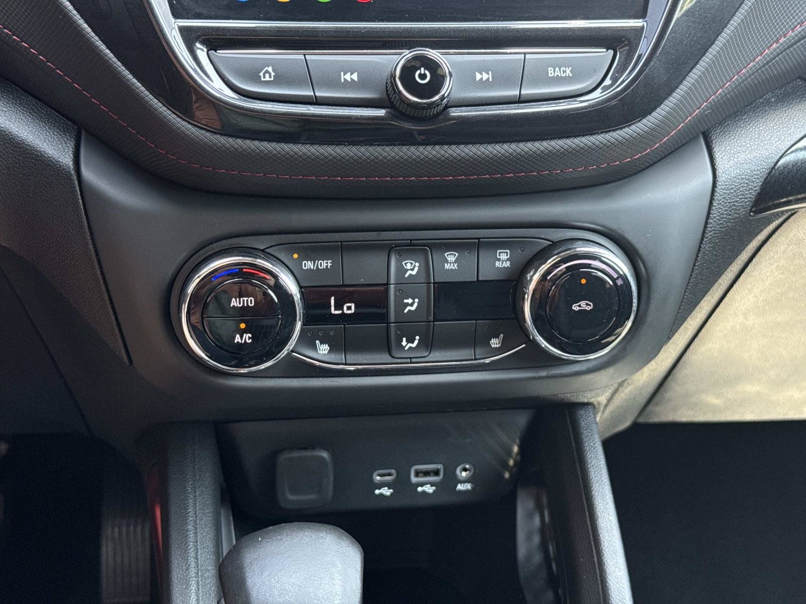 Used 2023 Chevrolet TrailBlazer RS w/ Convenience Package FWD image 24