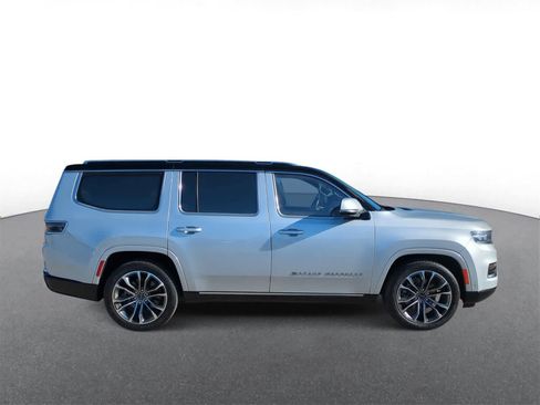 Used 2022 Jeep Grand Wagoneer Series III image 9