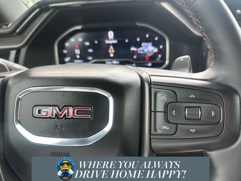 Used 2023 GMC Sierra 1500 AT4 w/ AT4 Premium Package AWD/4WD image 12