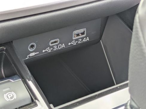 Used 2025 Subaru Outback Premium w/ Popular Package #1A image 21