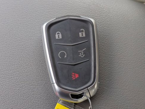 Used 2024 Cadillac XT6 Premium Luxury w/ LPO, Floor Liner Package image 40