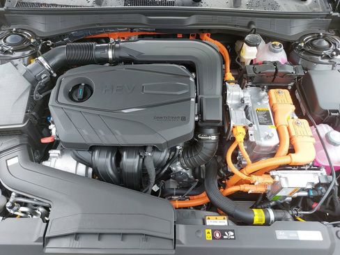 New 2024 Hyundai Sonata SEL FWD image 28