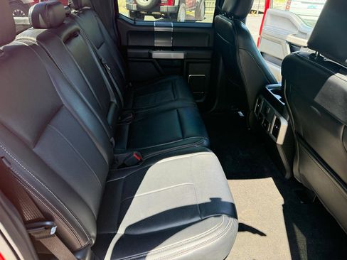 Used 2020 Ford F150 Lariat w/ Equipment Group 502A Luxury AWD/4WD image 13