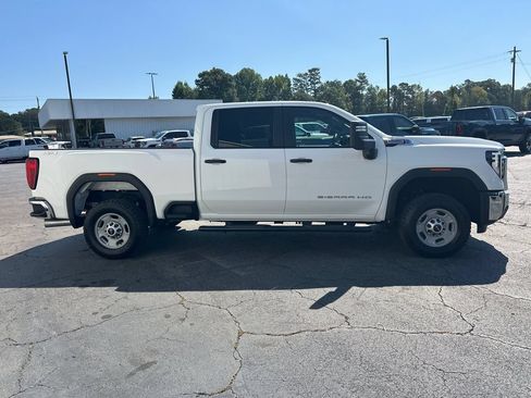 Used 2024 GMC Sierra 2500 Pro AWD/4WD image 5