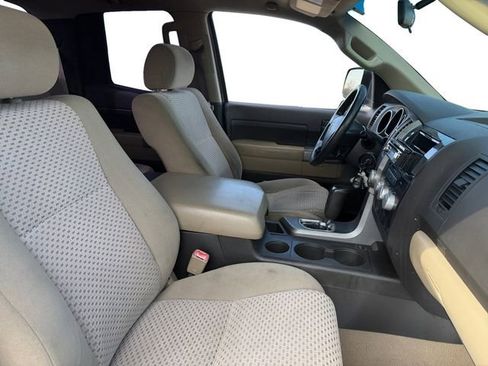 Used 2010 Toyota Tundra Grade image 17