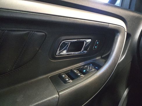 Used 2016 Ford Taurus SEL w/ Equipment Group 201A AWD/4WD image 19