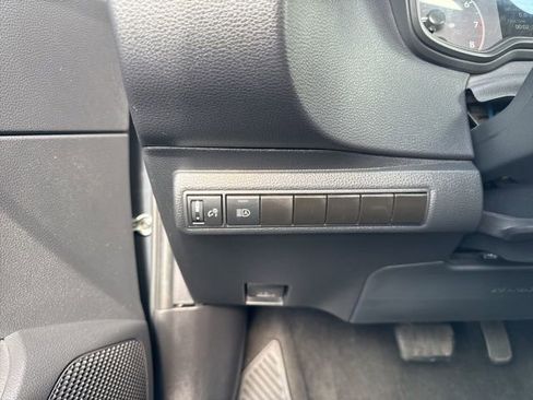 Used 2023 Toyota Corolla LE image 18