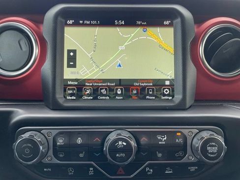 Used 2022 Jeep Gladiator Rubicon w/ LED Lighting Group AWD/4WD image 15