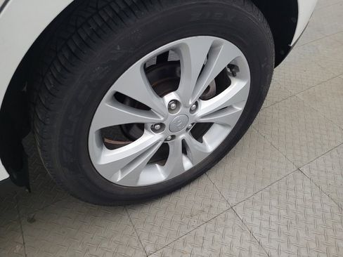 Used 2016 Kia Soul + w/ Audio Package image 31