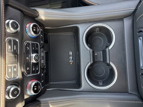 Used 2024 GMC Yukon XL AT4 w/ AT4 Premium Plus Package image 38