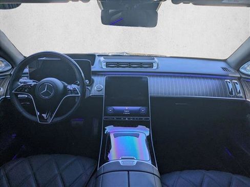 Used 2026 Mercedes-Benz Maybach S 680 4MATIC image 18