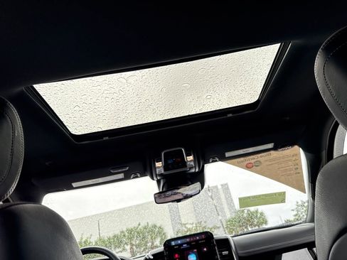 Used 2025 RAM 3500 Limited image 8