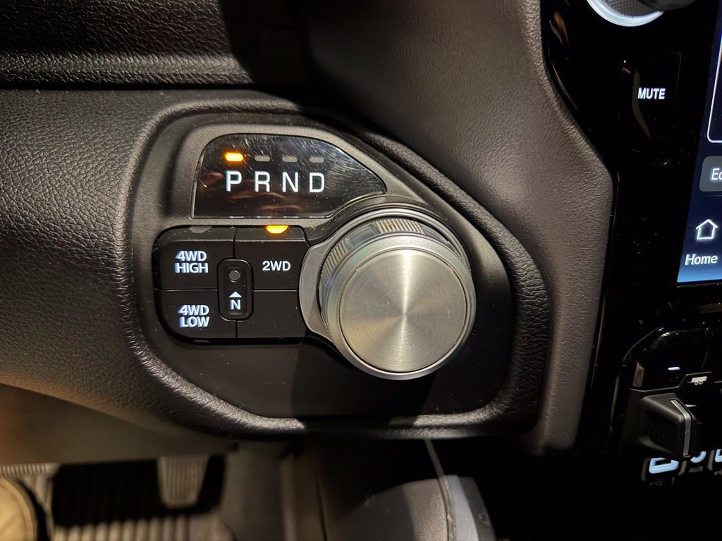 Used 2023 RAM 2500 Laramie AWD/4WD image 4