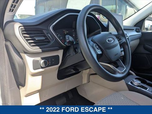 Used 2022 Ford Escape SE FWD image 12