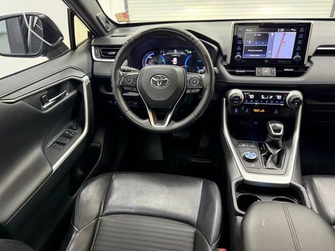 Used 2019 Toyota RAV4 XSE image 31