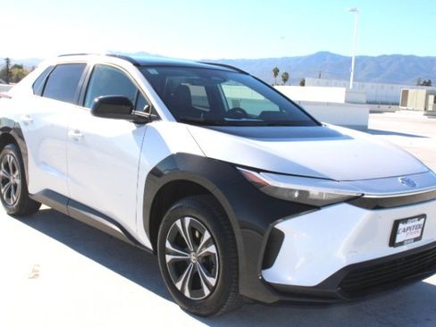 Certified 2025 Toyota bZ4X FWD image 2