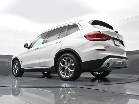 Used 2021 BMW X3 xDrive30e w/ Premium Package image 25