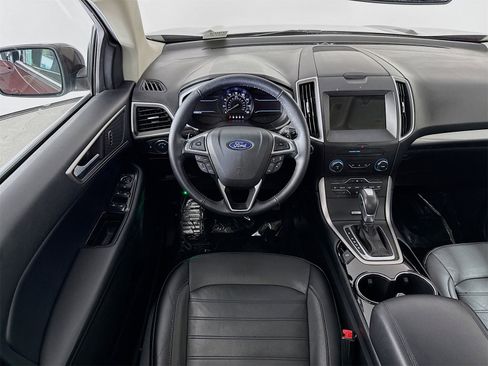 Used 2018 Ford Edge SEL w/ Equipment Group 201A image 23