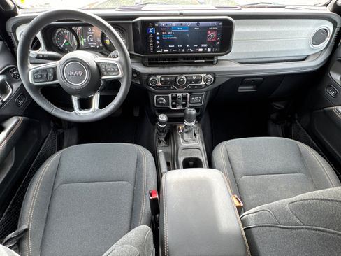 Used 2025 Jeep Wrangler Sahara w/ Safety Group image 23