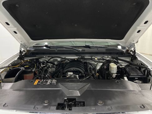 Used 2017 Chevrolet Silverado 1500 LT AWD/4WD image 24