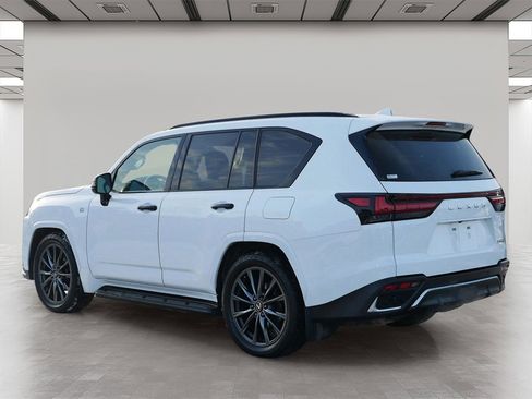 Certified 2022 Lexus LX 600 F Sport image 4