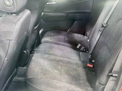 Used 2024 Chevrolet Colorado LT w/ LT Convenience Package image 4