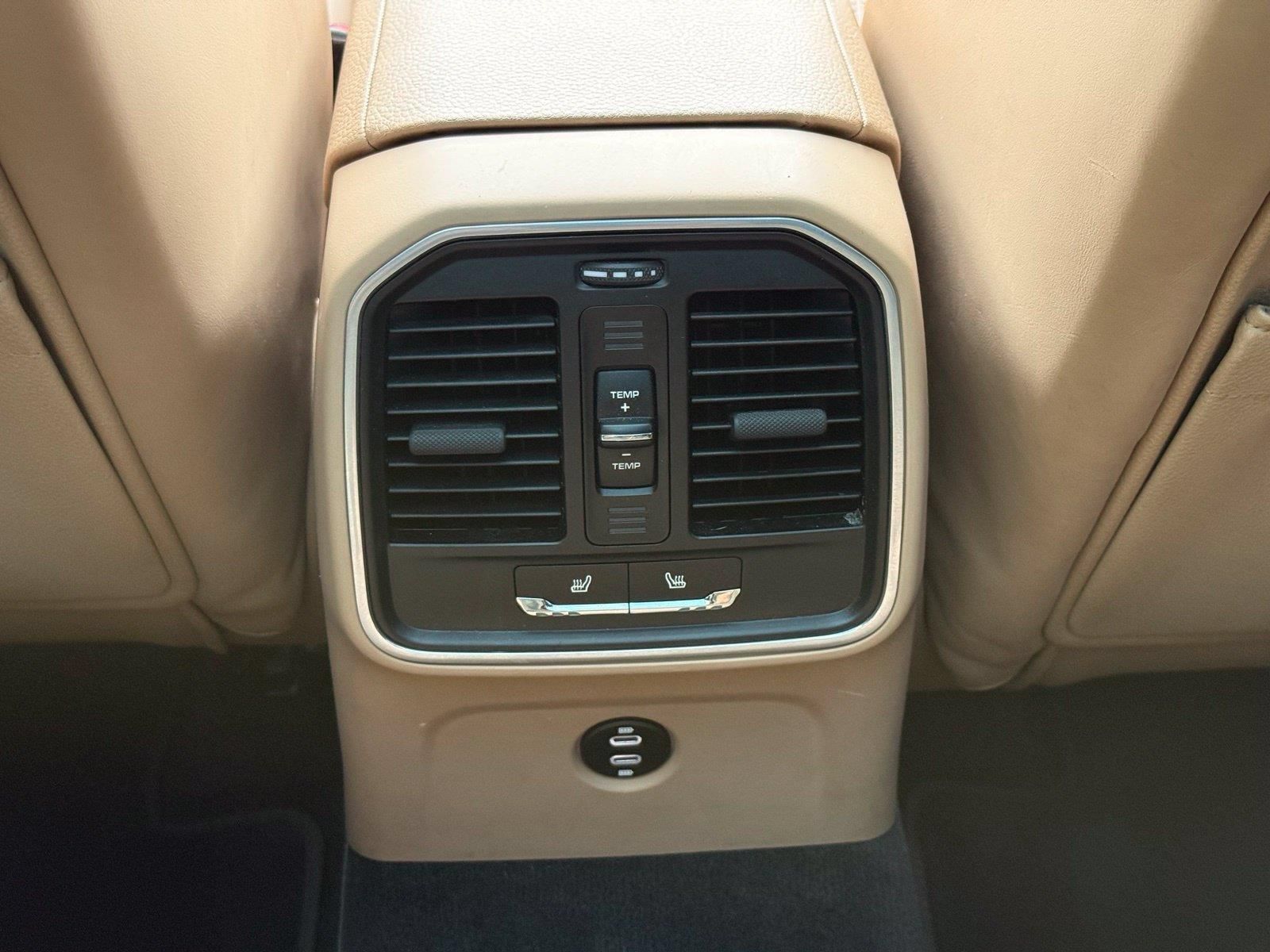 Used 2020 Porsche Macan S AWD/4WD image 35