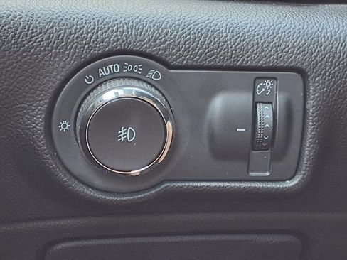 Used 2012 Buick Verano Leather image 16