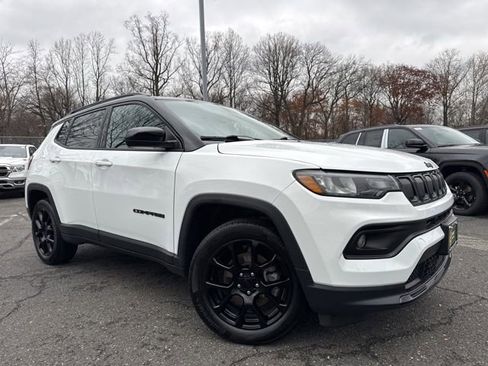 Used 2022 Jeep Compass Altitude image 1