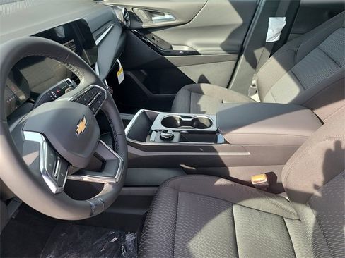 New 2026 Chevrolet Equinox LT image 21