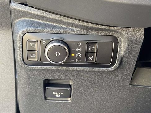 Used 2025 Ford Bronco Outer Banks AWD/4WD image 34