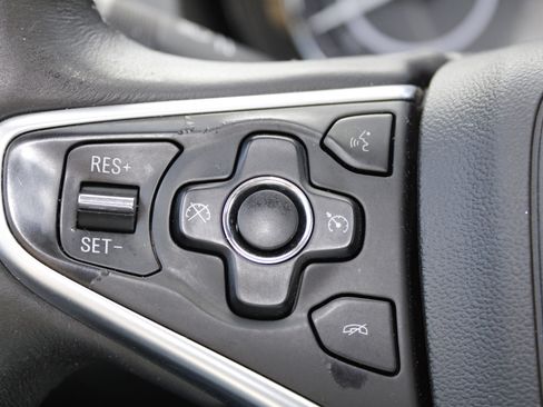 Used 2016 Buick Regal AWD image 16