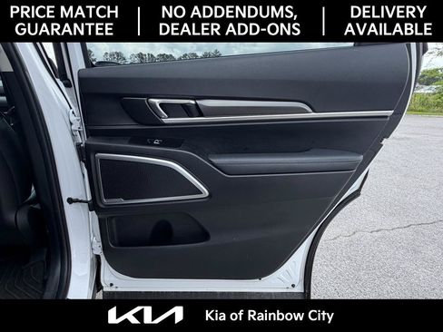 Used 2023 Kia Telluride S FWD image 14