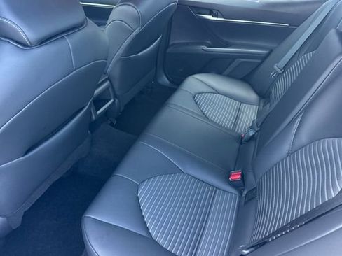 Used 2024 Toyota Camry SE image 14
