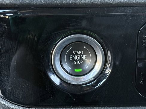 Used 2024 Chevrolet Silverado 1500 LT image 19