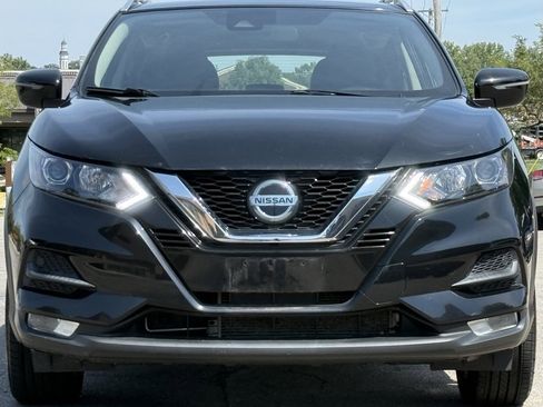 Used 2021 Nissan Rogue Sport SV image 8