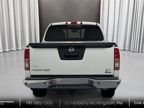 Used 2019 Nissan Frontier SV image 6