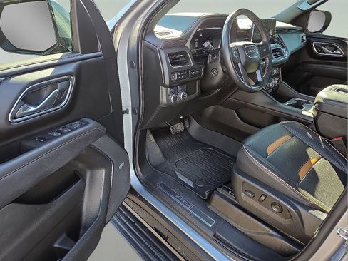 Used 2023 GMC Yukon AT4 w/ AT4 Premium Package AWD/4WD image 22