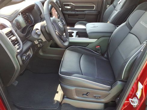 New 2026 RAM 2500 Laramie AWD/4WD image 13