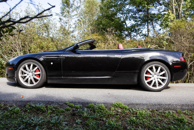 Used 2006 Aston Martin DB9 Volante RWD image 3