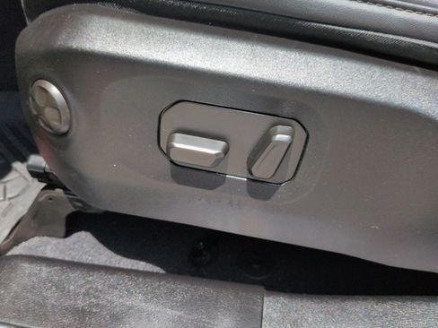 Used 2025 Jeep Wrangler Unlimited Rubicon 392 AWD/4WD image 23