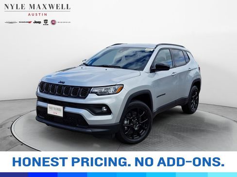 New 2026 Jeep Compass Latitude image 1