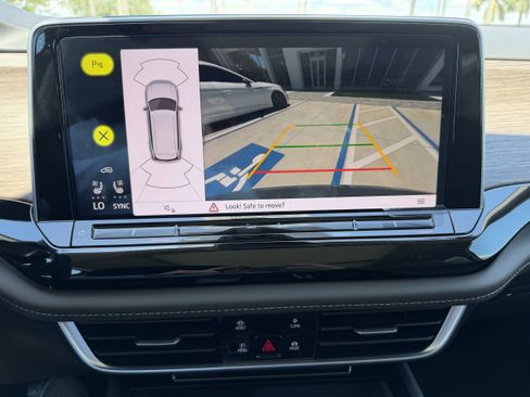 New 2026 Volkswagen Atlas SEL AWD/4WD image 18