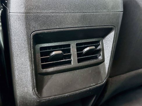 Used 2023 Chevrolet Colorado Trail Boss w/ Technology Package AWD/4WD image 24